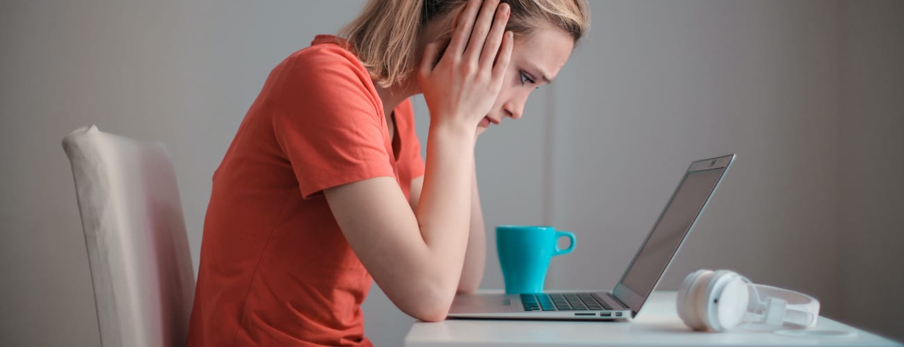 Hate Online Dating? These 10 Tips Will Help You Love It